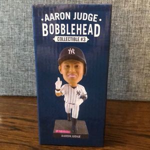 NEW YORK YANKEES AARON JUDGE BOBBLEHEAD NIB SGA 60 Home Runs 2020 #99